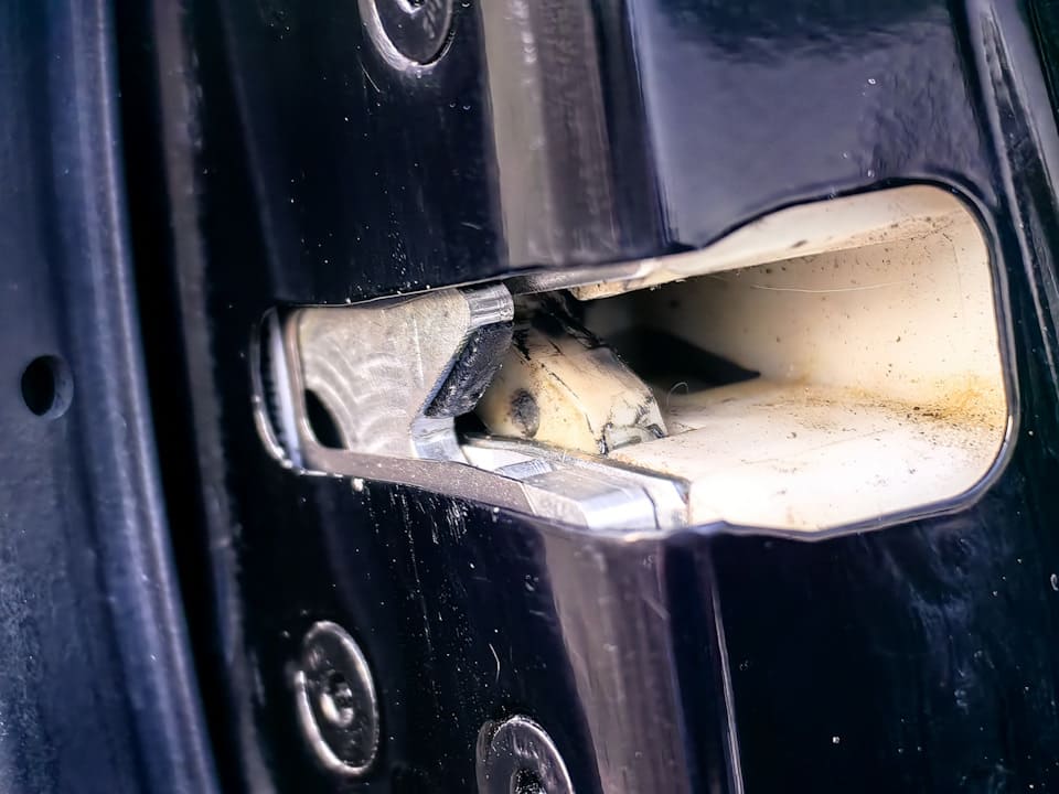 Отзыв владельца  Mazda 6 Хорошистка. Установка